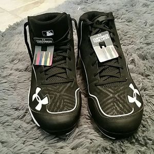 Authentic collections black cleats size 13